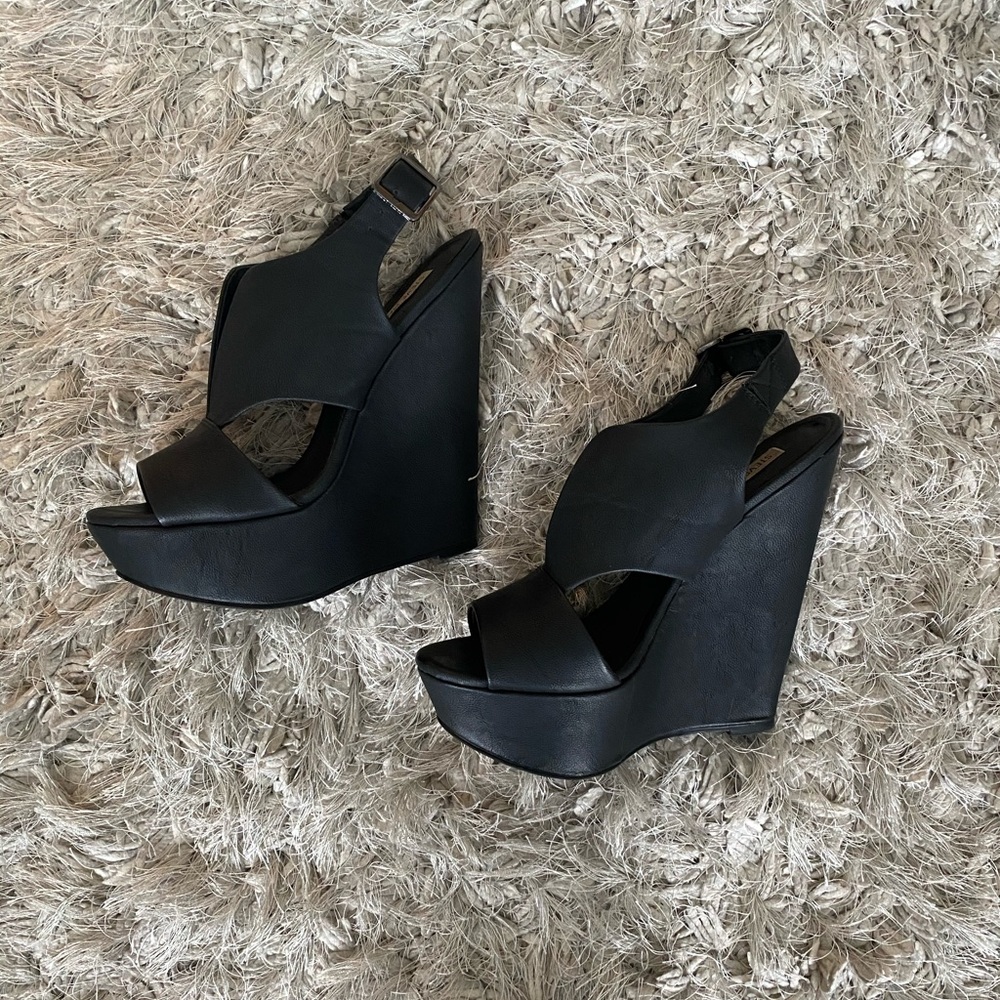 Steve Madden Wedges